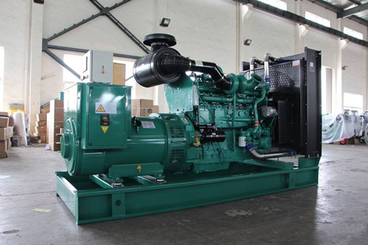 藤县320kw康明斯柴油发电车出租组图片 藤县320kw康明斯柴油发电车出租组图片